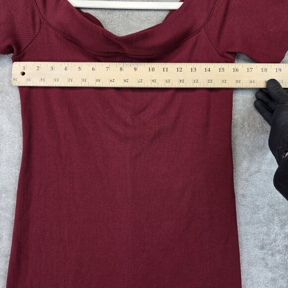 Hollister Dress Womens Large Red Off The Shoulder Ribbed Knit Stretch Bodycon - Picture 4 of 9